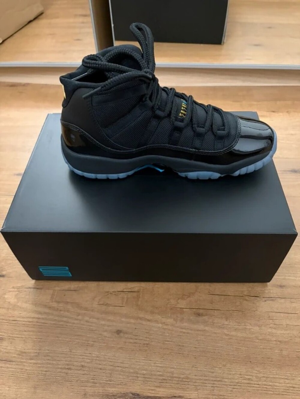 Air Jordan 11 Retro Gamma Blue 2025